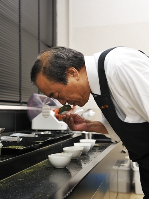 代表茶師・下堂薗豊 代表茶師・下堂薗豊